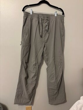 Men's Lightweight Drawstring Cargo Pants